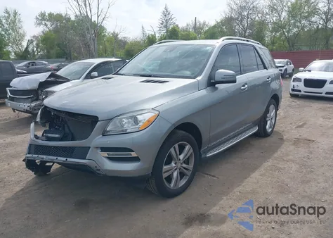 2015 Mercedes-Benz Ml 350 4Matic z USA, uszkodzony, nr VIN 4JGDA5HB1FA506811